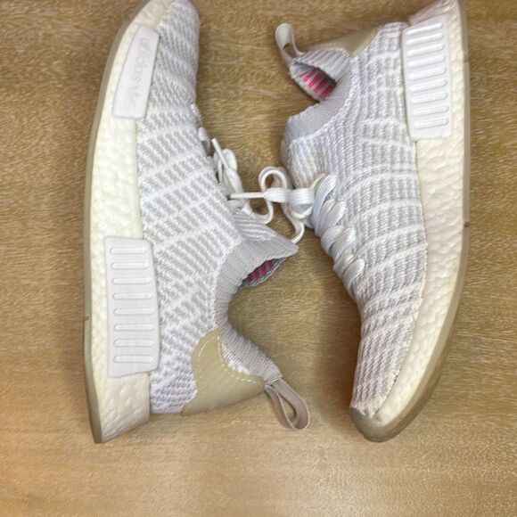 NMD_R1 STLT Primeknit \'Cloud‎ White\' main image 8